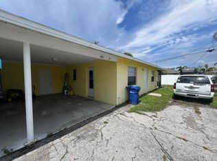 281 S McCall Rd APT 2, Englewood, FL 34223