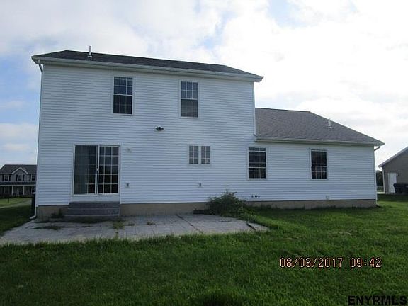 4th image of 24 Stablegate Dr