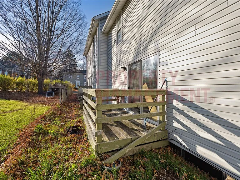 6256 Wayland Rd — Photo 12