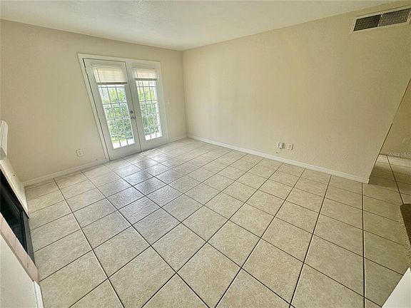 4th image of 2550 N ALAFAYA TRAIL #2209