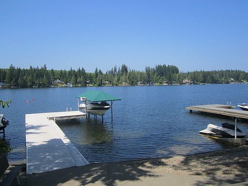 2nd image of 1400 E Mason Lake Dr S