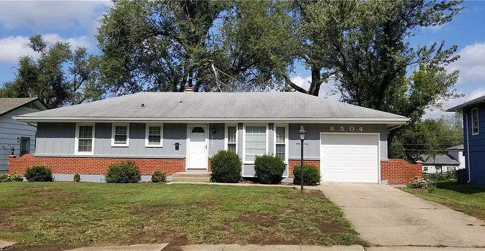 1st image of 8504 NE 109th St