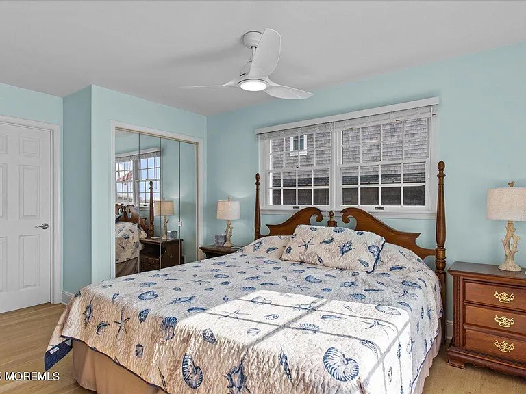 1118 Barnegat Ln — Photo 29