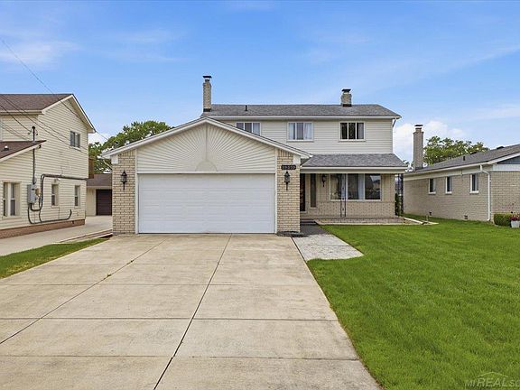 3rd image of 39375 E Archer Dr