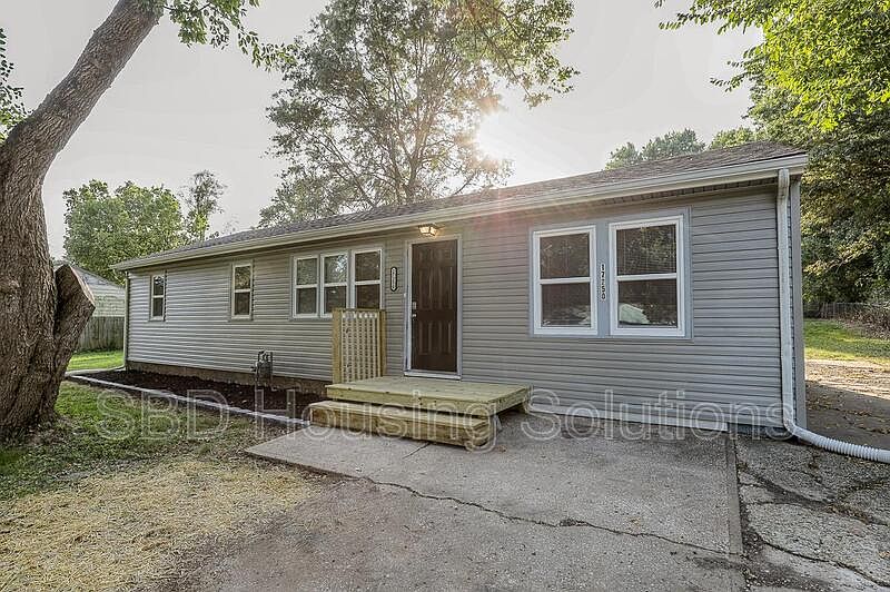 1st image of 17250 Montgall Dr
