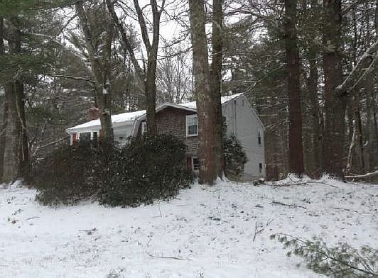 2nd image of 26 Oakleaf Dr