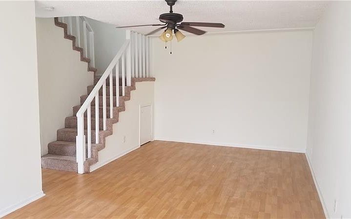 2nd image of 2568 Coral Springs Dr #2568