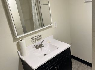 915 S Kline St, Aberdeen, SD 57401
