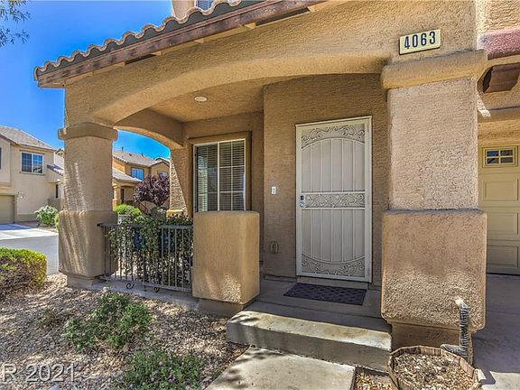 4th image of 4063 Meadow Foxtail Dr