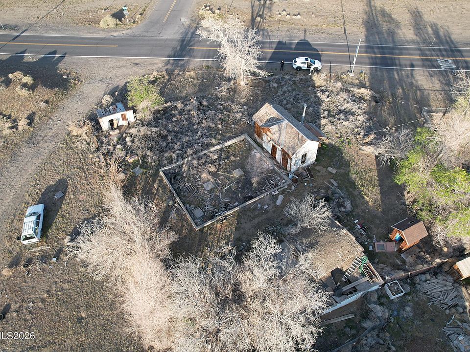 1st image of 460 E 4th St
