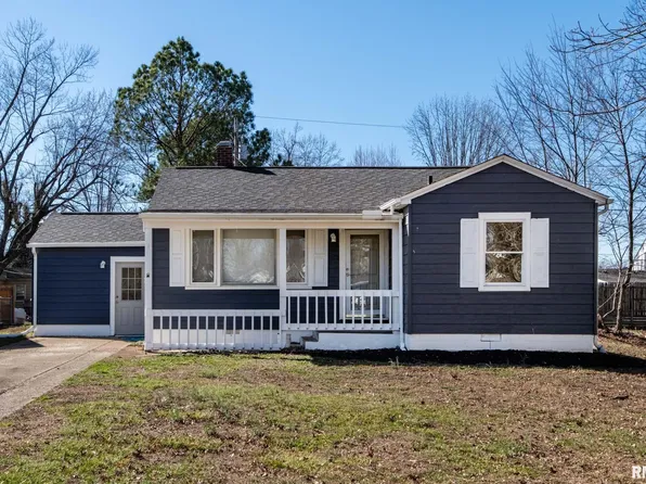406 Charlotte Rd, Marion, IL 62959