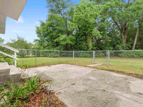 7603 Harvey St, Pensacola, FL 32506