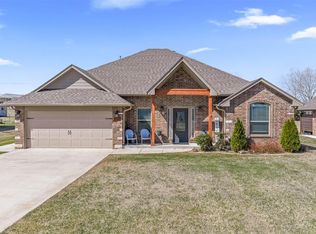 1707 N 4th Ave, Purcell, OK 73080