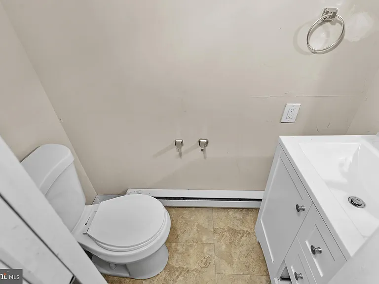 244 Jersey St — Photo 11