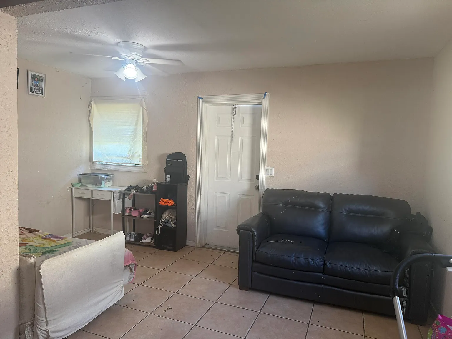 2 bed, 1.0 bath, 1368 sqft, $1,900 — Photo 3