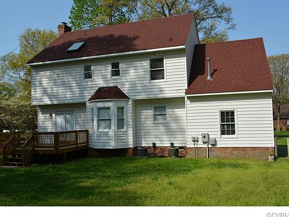 3rd image of 10811 Erin Green Ct