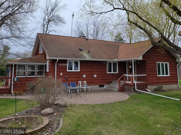 12389 292nd St, Lindstrom, MN 55045
