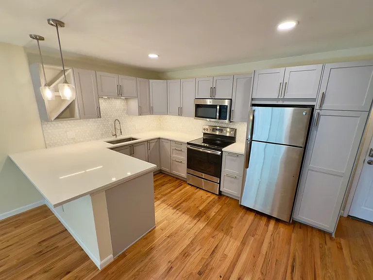 1410 York St #36 — Photo 1