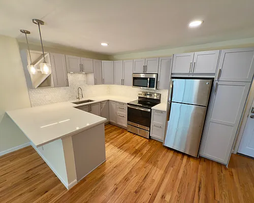 1410 York St #36 Photo 1