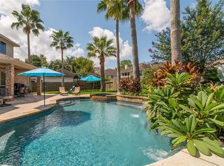 208 Mariner Cove Ct, League City, TX 77573