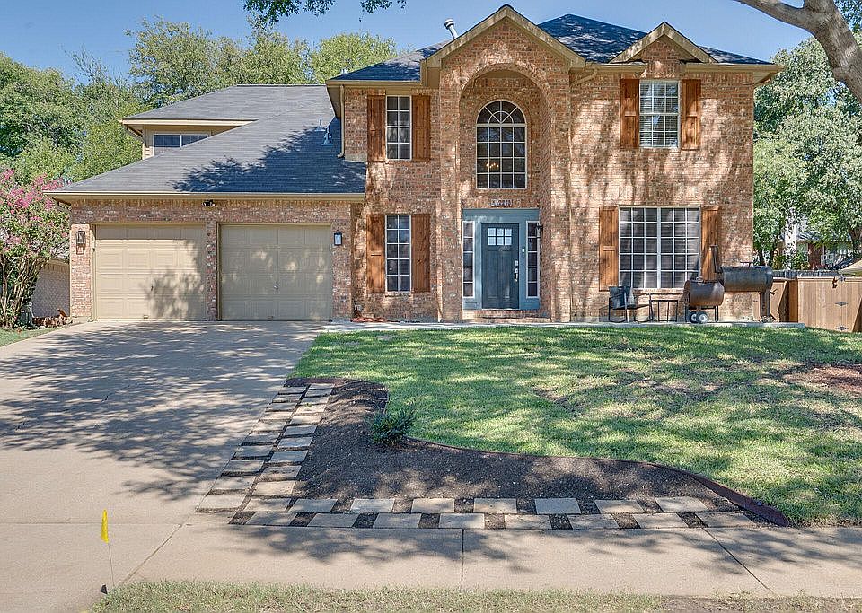 1st image of 2216 Timberglen Dr