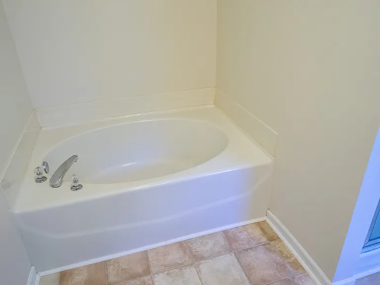 9307 Winston Hall Ct — Photo 17