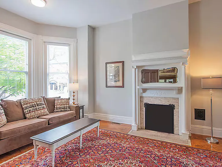 18 W Franklin St #1 — Photo 15