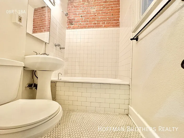 532 S Coronado St #207 — Photo 4