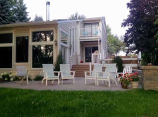 15390 McLean St, Spring Lake, MI 49456