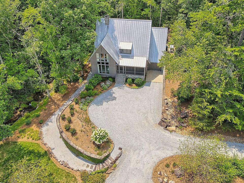13th image of 3622 Sandy Ford Rd