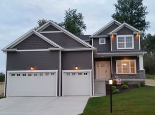 10 Wollaston Rd, Valparaiso, IN 46383