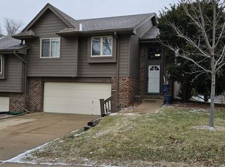 2147 N 121st St, Omaha, NE 68164