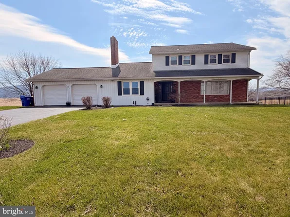 1387 Lutztown Rd, Boiling Springs, PA 17007