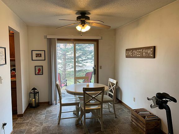5th image of 3307 Berwood Ct W