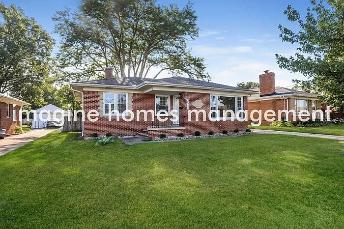 2541 Dale Ave