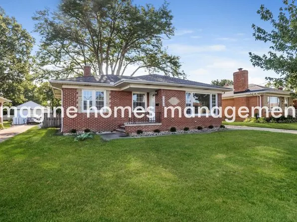 2541 Dale Ave, Rocky River, OH 44116