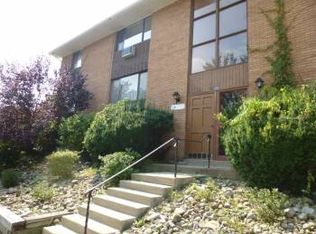 1211 Logan Rd APT 11, Bethel Park, PA 15102