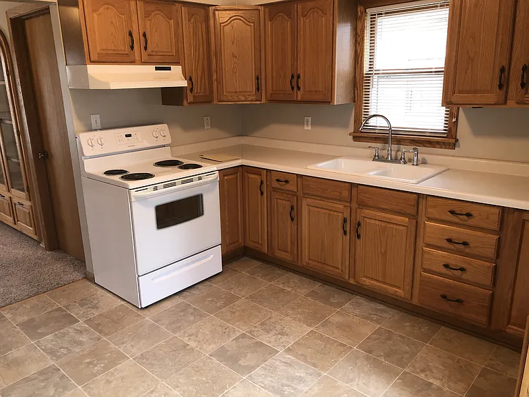 909 North Ave — Photo 10