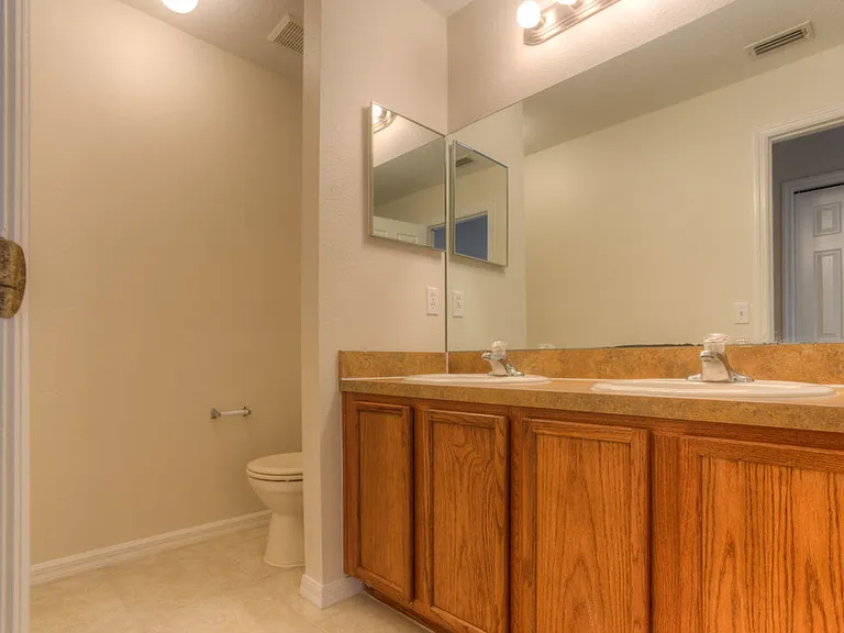 735 Windrose Dr — Photo 17
