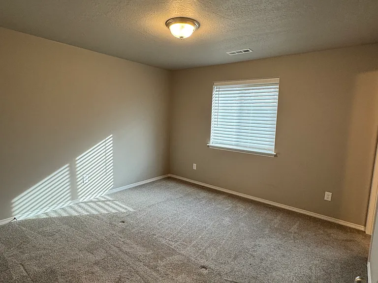5501 Sage Way — Photo 12
