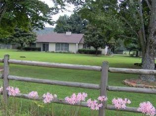 4468 Parsons Rd, Springdale, AR 72764