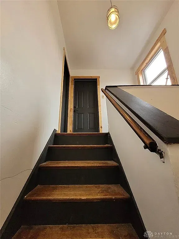 2 bed, 750 sqft, $950 — Photo 1