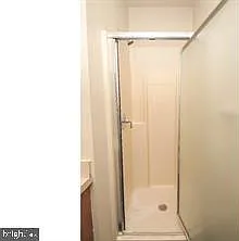 1734 W Diamond St #2 — Photo 8