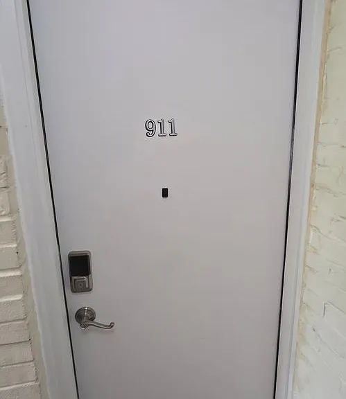 2500 Topsfield Rd #911 — Photo 3