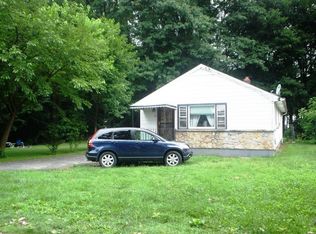 19 Belmont Cir, Danbury, CT 06810