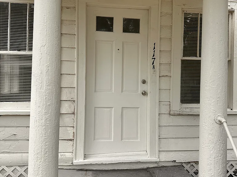 117 Annie St #A — Photo 1