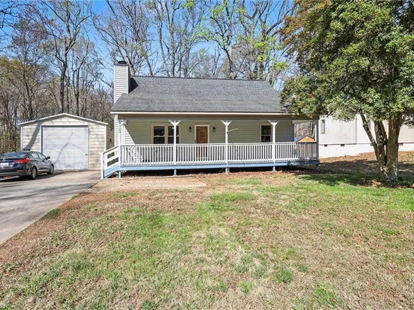 3100 Buchanan St, Winston Salem, NC 27127