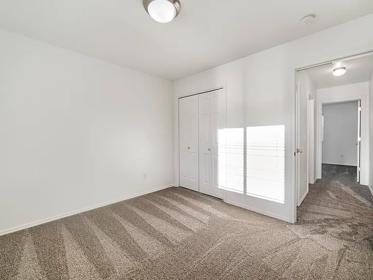 1258 Fiesta Way — Photo 16