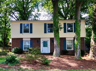 4115 Farmbrooke Dr, Greensboro, NC 27407