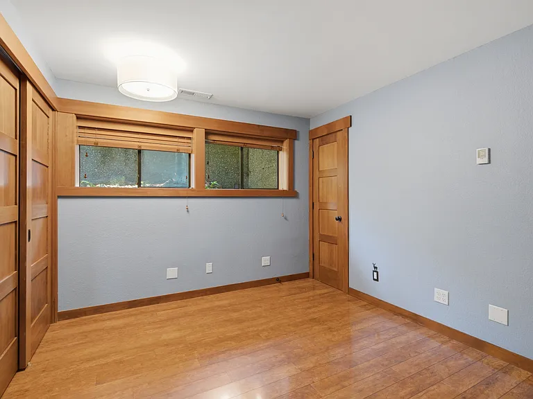 3303 142nd Pl NE — Photo 27